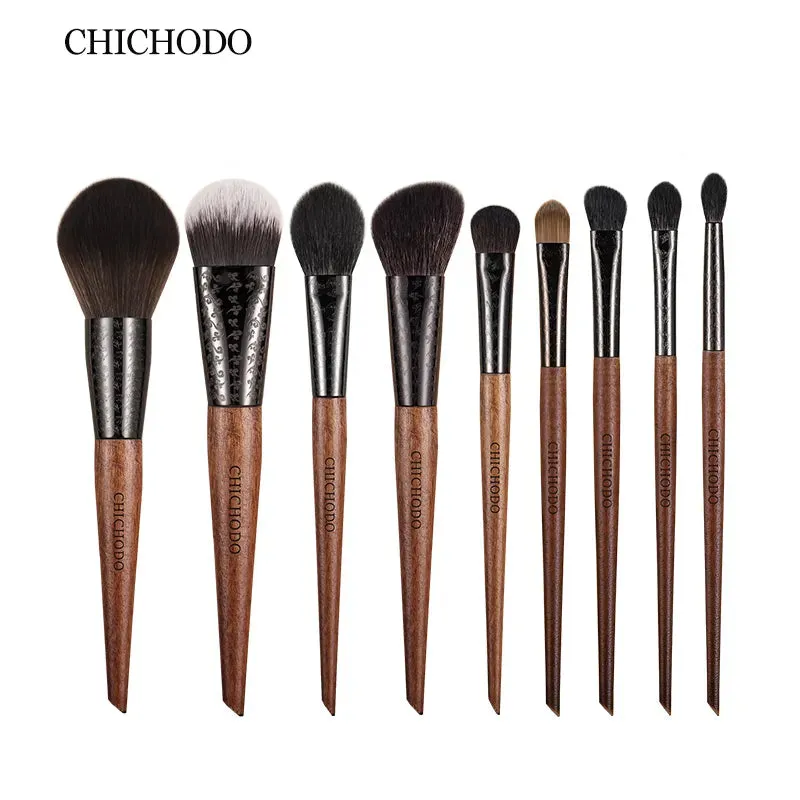 Natural & Synthetic Makeup Brushes