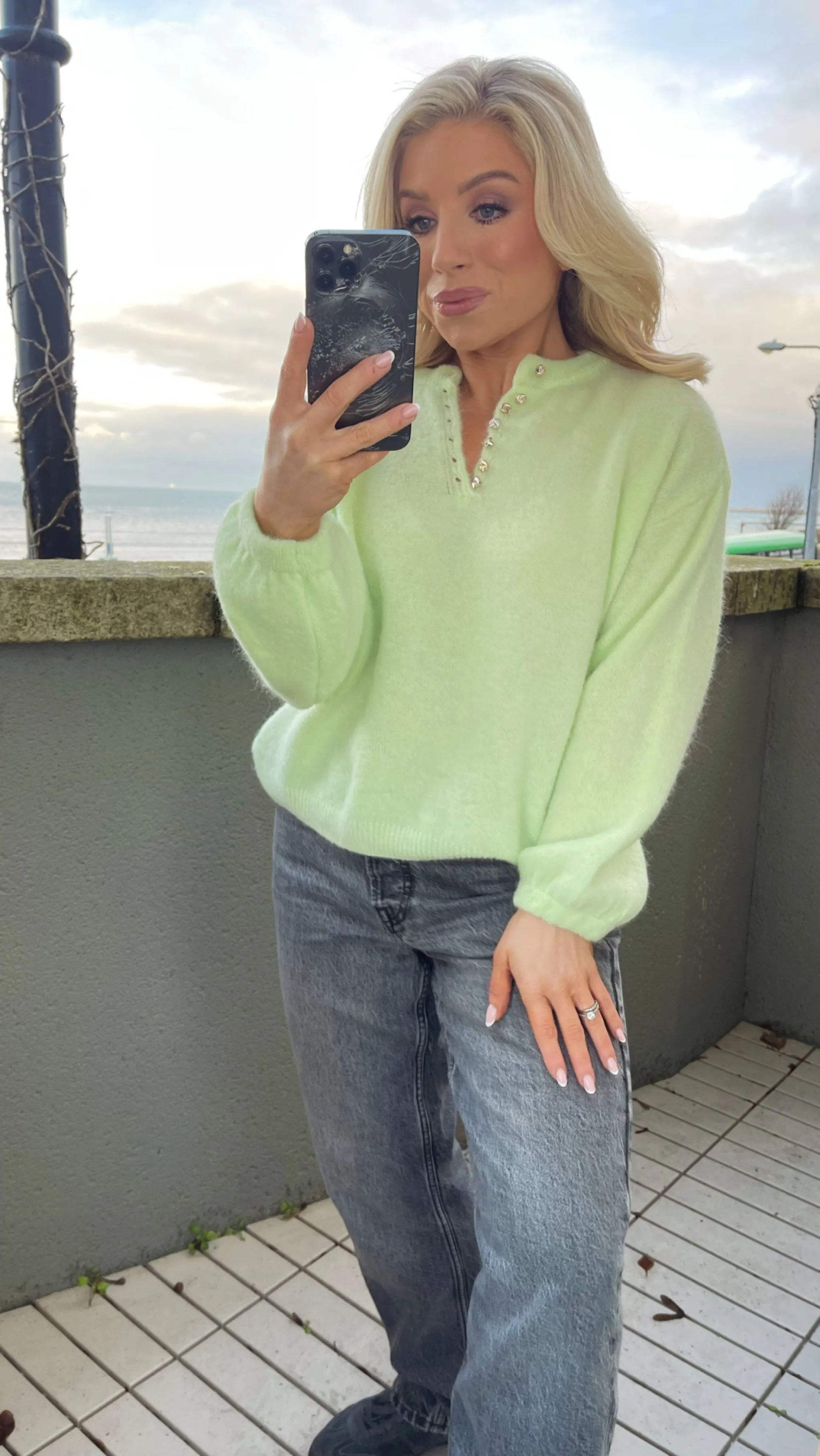 PERRY BUTTON FRONT SWEATER - PASTEL LIME