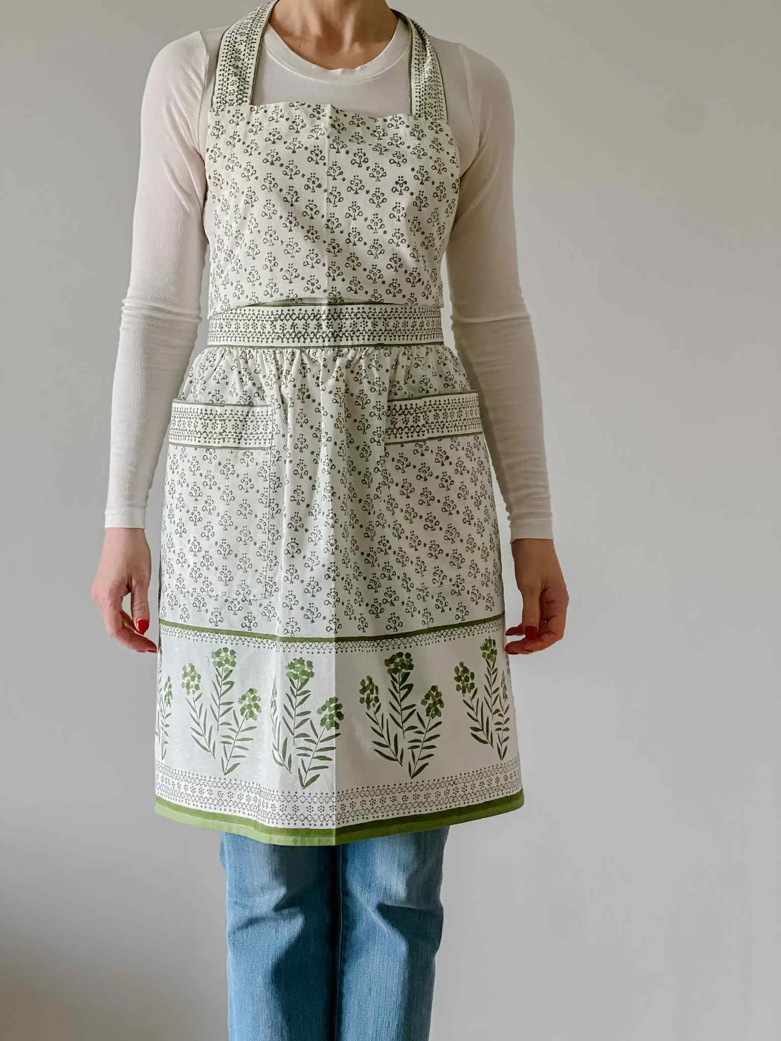 Phlox Green Apron