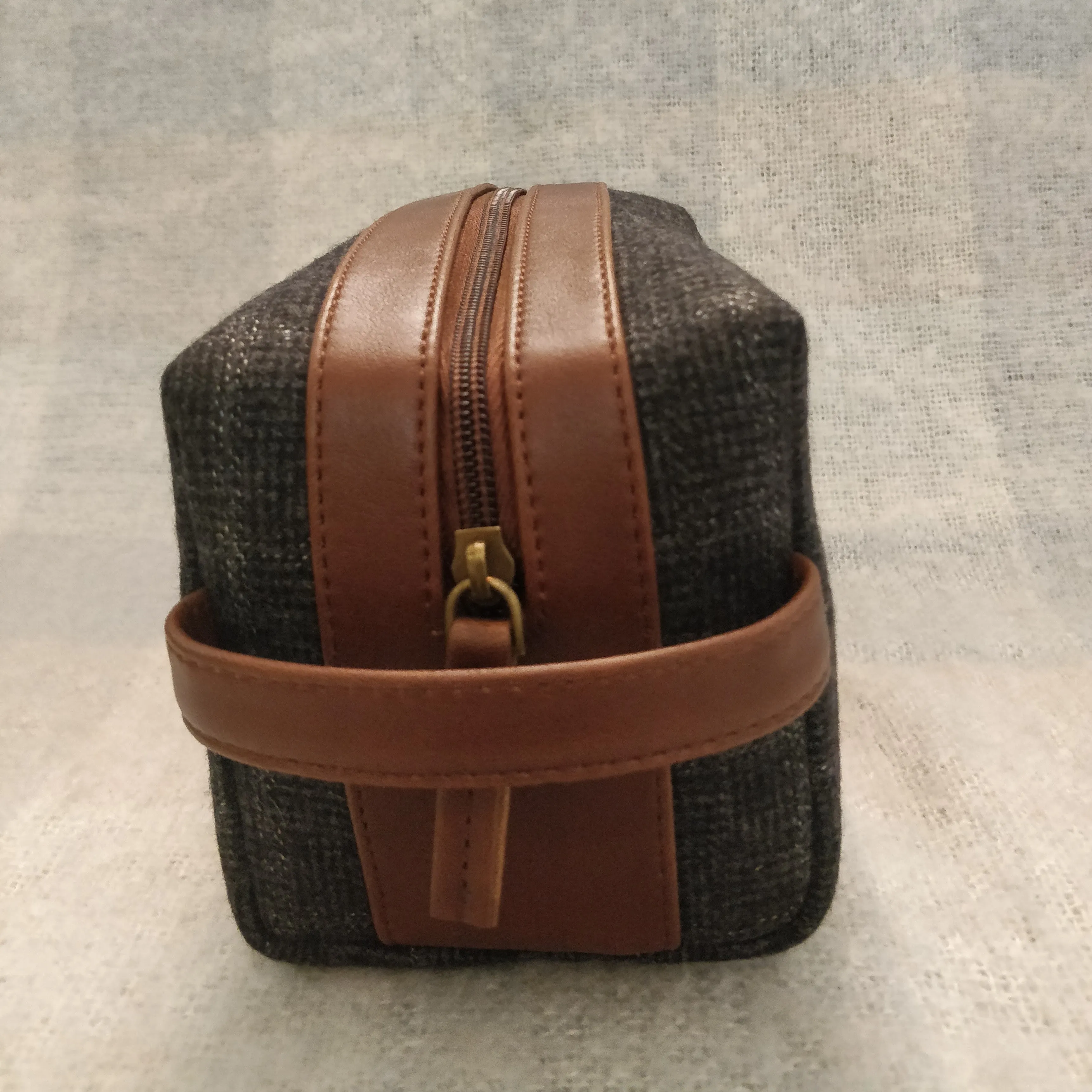 Tweed DOPP Kit for Men (Charcoal Twill)